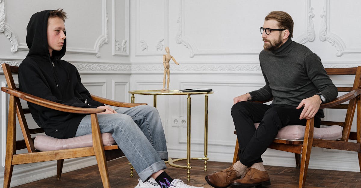 découvrez les aspects essentiels de la psychologie des adolescents, y compris les défis émotionnels, les relations interpersonnelles et le développement identitaire. apprenez comment soutenir et comprendre les jeunes dans cette période cruciale de leur vie.