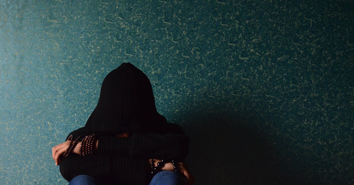 découvrez des stratégies efficaces pour mieux gérer l'anxiété au quotidien. apprenez à reconnaître les signes et à adopter des techniques de relaxation pour retrouver sérénité et équilibre.