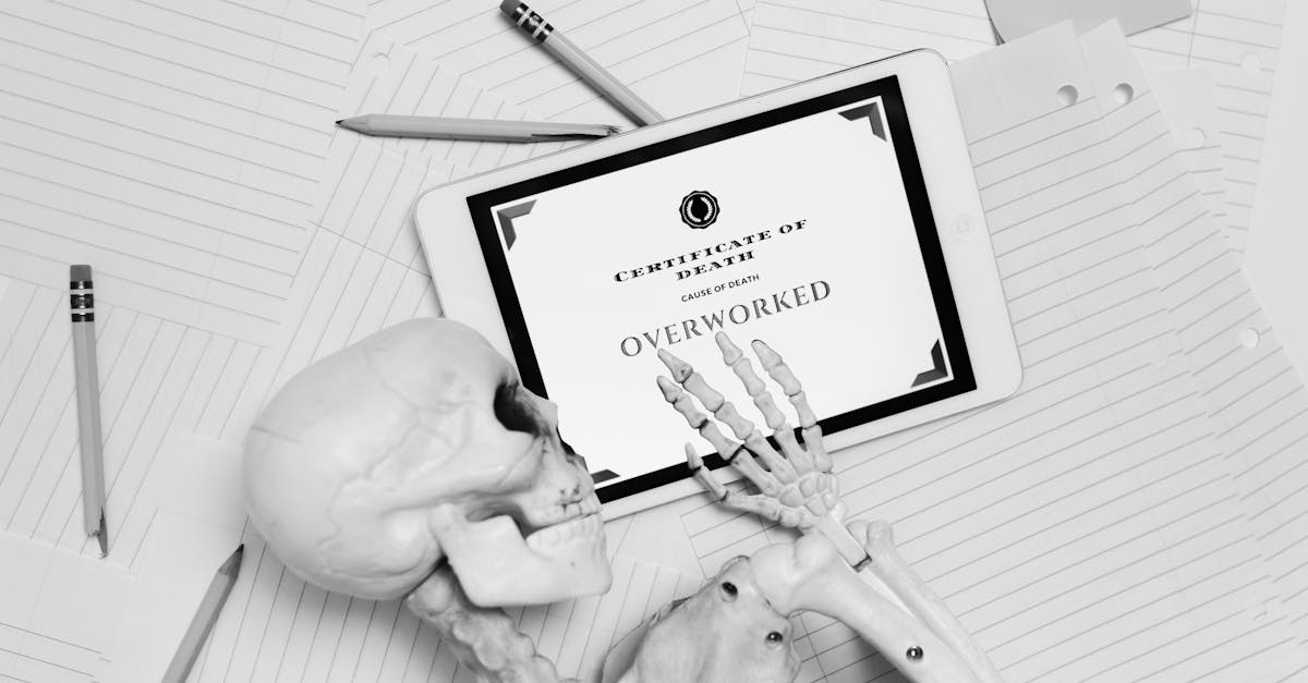 découvrez les causes, les symptômes et les solutions pour surmonter le burnout. obtenez des conseils pratiques pour prévenir l'épuisement professionnel et retrouver un équilibre sain entre vie personnelle et vie professionnelle.