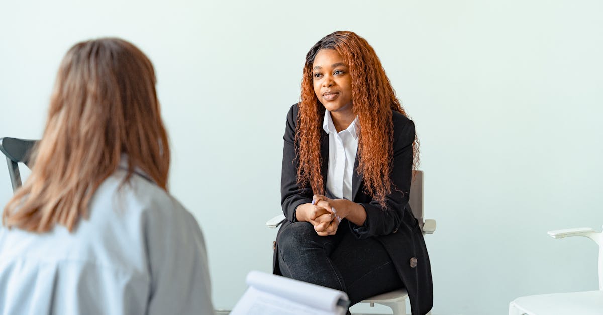 découvrez la thérapie cognitivo-comportementale, une approche psychologique efficace pour surmonter l'anxiété, la dépression et d'autres troubles émotionnels. apprenez à identifier et à changer vos pensées négatives pour améliorer votre bien-être mental.