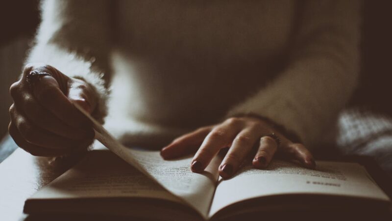 Des stratégies pour choisir les mots justes afin d’apporter du réconfort à une personne en détresse