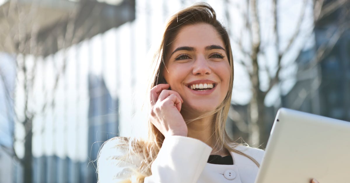 découvrez l'art de la communication efficace. apprenez à transmettre vos idées avec clarté, à améliorer vos relations interpersonnelles et à maîtriser l'écoute active. transformez vos échanges et inspirez votre entourage grâce à des techniques de communication adaptées à chaque situation.