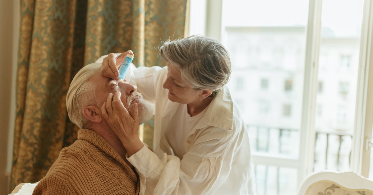 découvrez la gérontologie, l'étude du vieillissement et des personnes âgées, explorant les aspects médicaux, psychologiques et sociaux pour améliorer la qualité de vie des seniors.