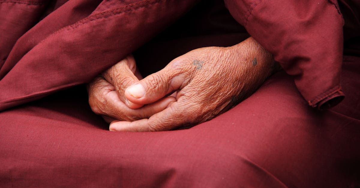 découvrez les bienfaits de la méditation pour apaiser votre esprit, réduire le stress et améliorer votre bien-être. pratiquez la pleine conscience et transformez votre quotidien grâce à nos conseils et techniques adaptées à tous les niveaux.
