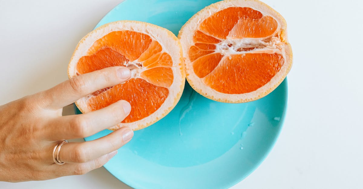 découvrez tout ce que vous devez savoir sur l'orgasme : son fonctionnement, les différentes formes qu'il peut prendre et son impact sur la santé et le bien-être. plongez dans les mystères de la satisfaction sexuelle et apprenez à maximiser votre plaisir.