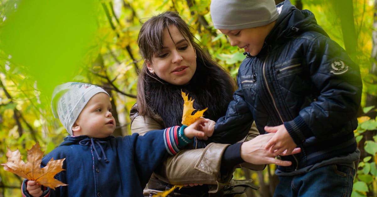 découvrez des conseils et des stratégies efficaces pour élever vos enfants avec amour et bienveillance. apprenez à gérer les défis de la parentalité tout en favorisant leur épanouissement personnel.