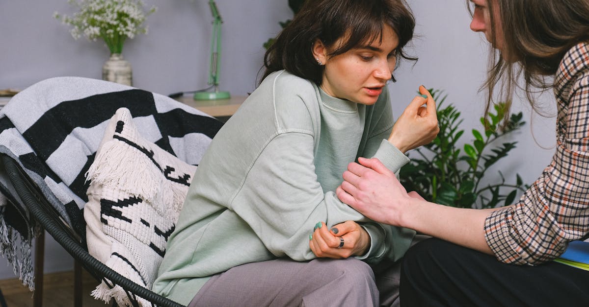 découvrez les fondements de la psychanalyse, une approche révolutionnaire de la psychologie qui explore l'inconscient et les dynamiques émotionnelles. plongez dans les théories de freud et d'autres pionniers, et apprenez comment cette méthode peut transformer votre compréhension de vous-même et des relations humaines.