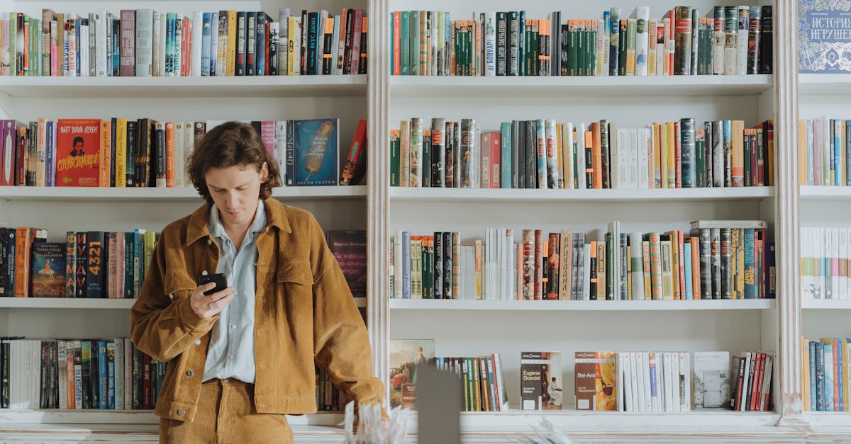 découvrez l'intelligence sociale, un concept clé qui explore la capacité à comprendre et à interagir efficacement avec les autres. apprenez à renforcer vos compétences relationnelles, à naviguer dans les dynamiques sociales et à améliorer vos interactions personnelles et professionnelles.