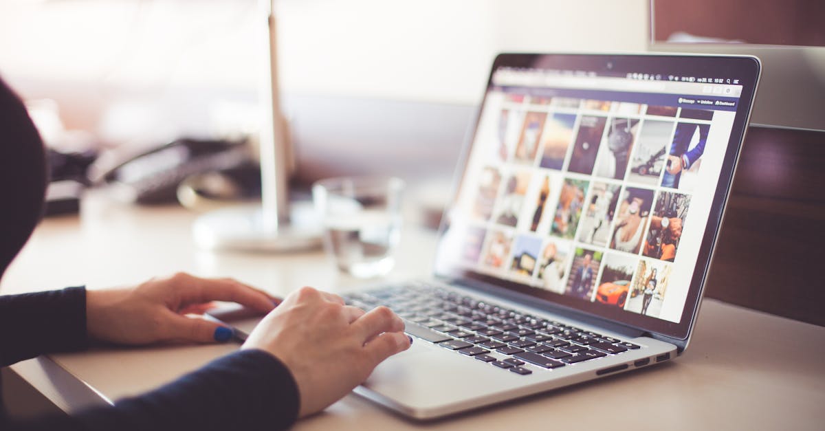 découvrez comment les médias sociaux transforment notre communication et influencent notre quotidien. apprenez des stratégies efficaces pour naviguer dans cet univers et optimiser votre présence en ligne.