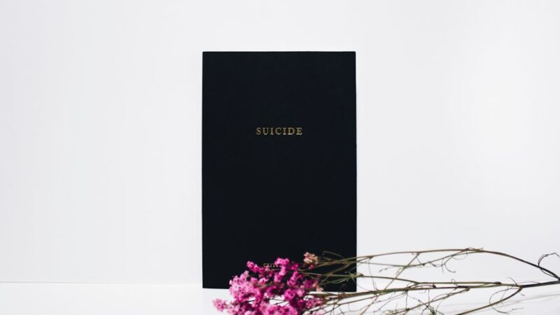Comment la psychologie aborde-t-elle la question du suicide ?