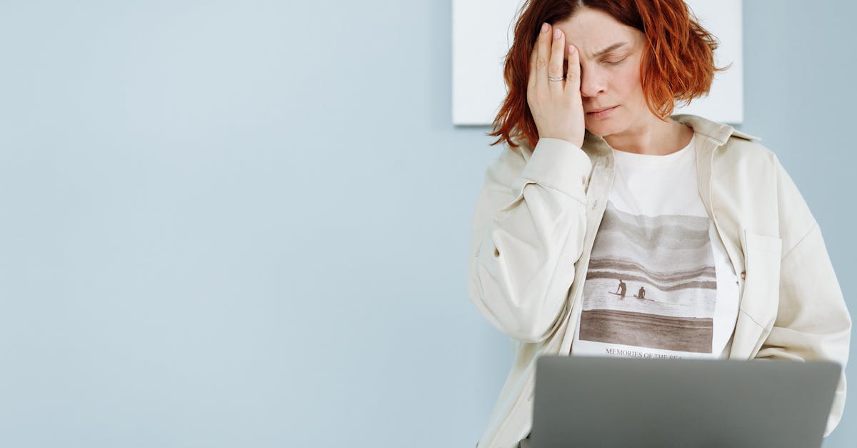 découvrez les principes de la psychologie du travail, une discipline essentielle pour comprendre le comportement humain en milieu professionnel. explorez des stratégies pour améliorer la motivation, la productivité et le bien-être au travail.