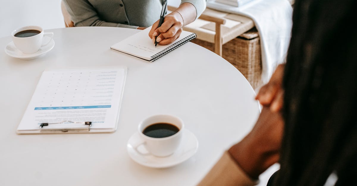 découvrez l'importance de la psychologie du travail pour améliorer le bien-être des employés et optimiser les performances en entreprise. explorez des stratégies efficaces pour créer un environnement de travail sain et motivant.