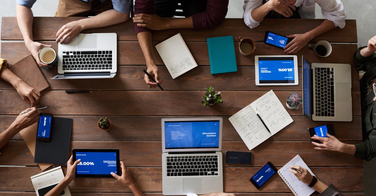 découvrez les clés d'une communication efficace : conseils, stratégies et outils pour améliorer vos échanges professionnels et personnels.
