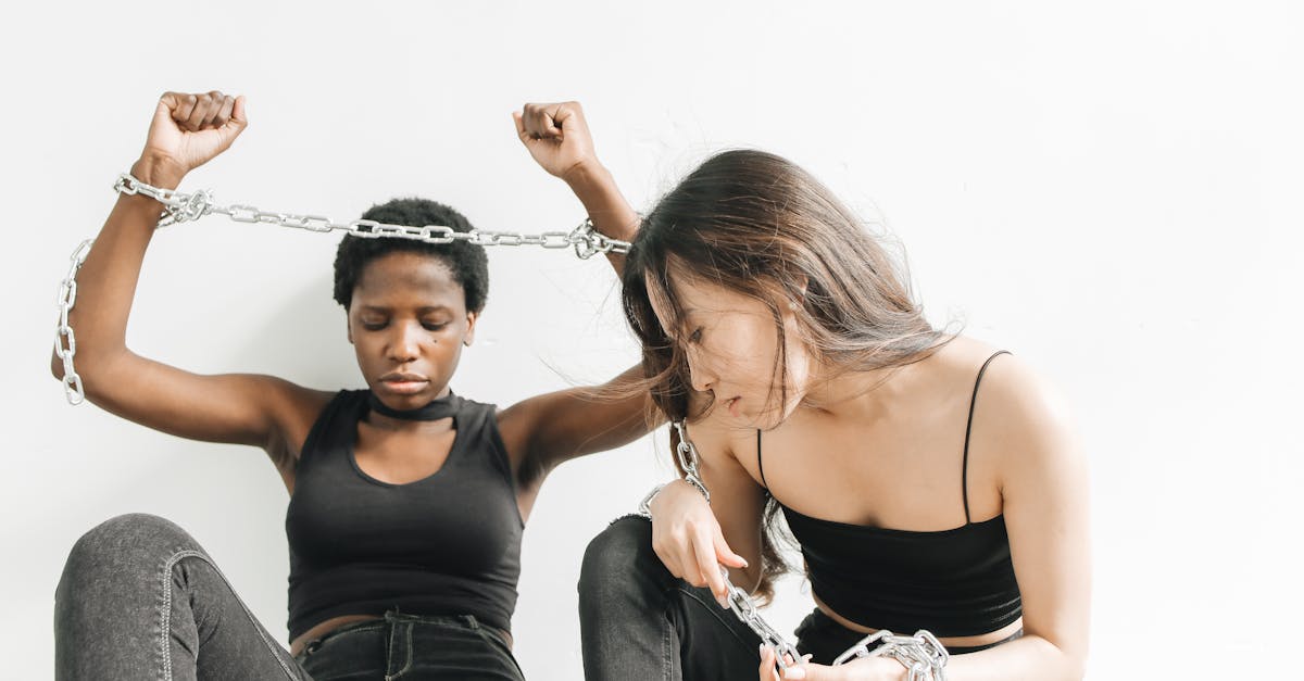 découvrez comment surmonter les obstacles et transformer les défis en opportunités. explorez des stratégies inspirantes et des témoignages de ceux qui ont réussi à franchir les barrières et à atteindre leurs objectifs.