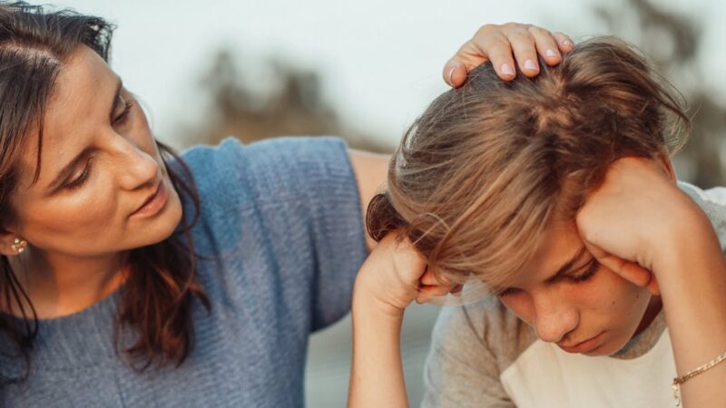 Naviguer les conséquences d’une expérience intime avec sa sœur durant l’adolescence