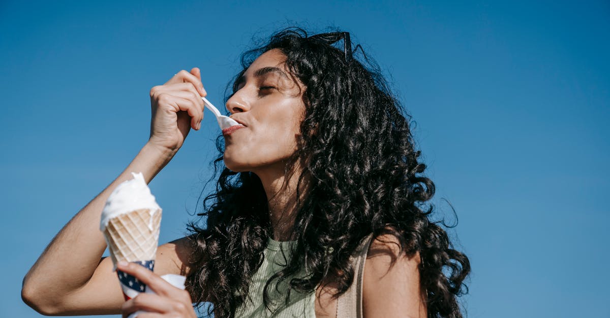 découvrez tout ce qu’il faut savoir sur le plaisir féminin : conseils, informations et ressources pour mieux comprendre et vivre une sexualité épanouie au féminin.