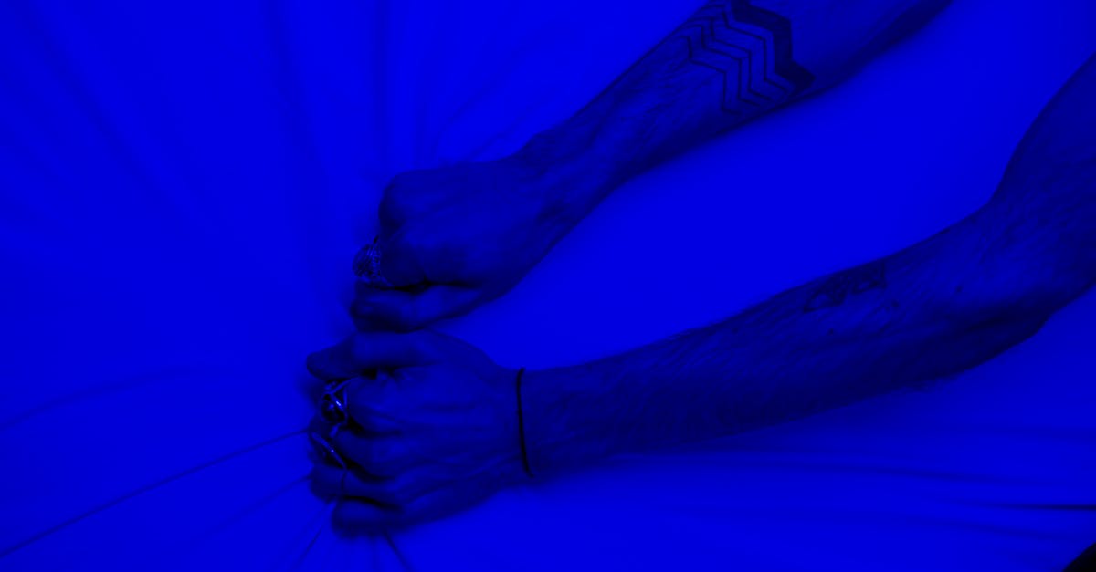 découvrez les causes, symptômes et solutions pour gérer l’anxiété nocturne. apprenez à retrouver un sommeil paisible grâce à nos conseils pratiques et professionnels.