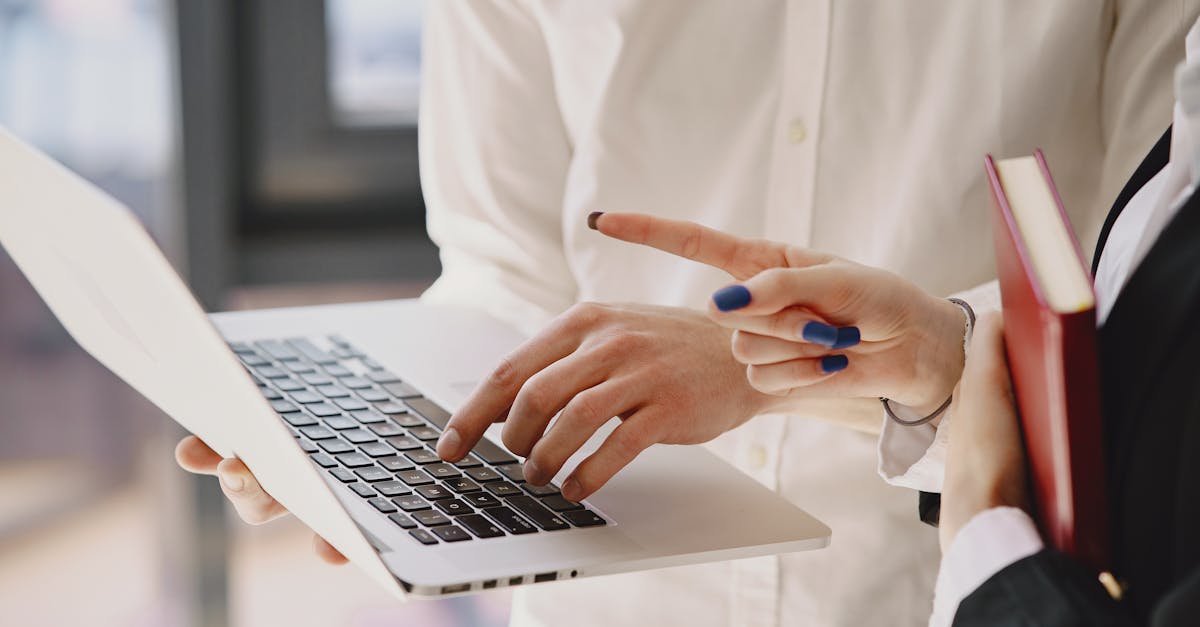 découvrez les principaux signes d'une relation toxique, apprenez à identifier les comportements nuisibles et obtenez des conseils pour vous en sortir et retrouver votre bien-être.