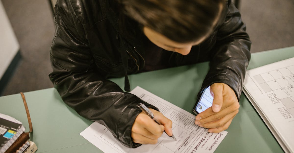 découvrez la signification de la malhonnêteté, ses conséquences et comment l'éviter au quotidien. comprenez pourquoi l'honnêteté est essentielle dans les relations personnelles et professionnelles.