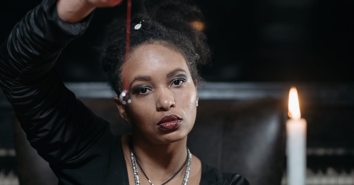 découvrez l'hypnose humaniste, une approche douce et respectueuse qui favorise la conscience de soi, le bien-être et l'épanouissement personnel. informations, techniques et bienfaits pour transformer votre vie positivement.