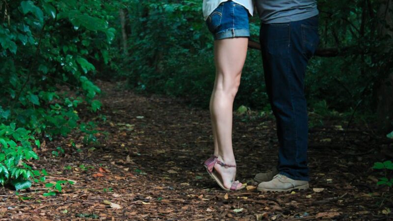 L’amour en dilemme : comment surmonter le besoin de quitter quelqu’un qu’on aime