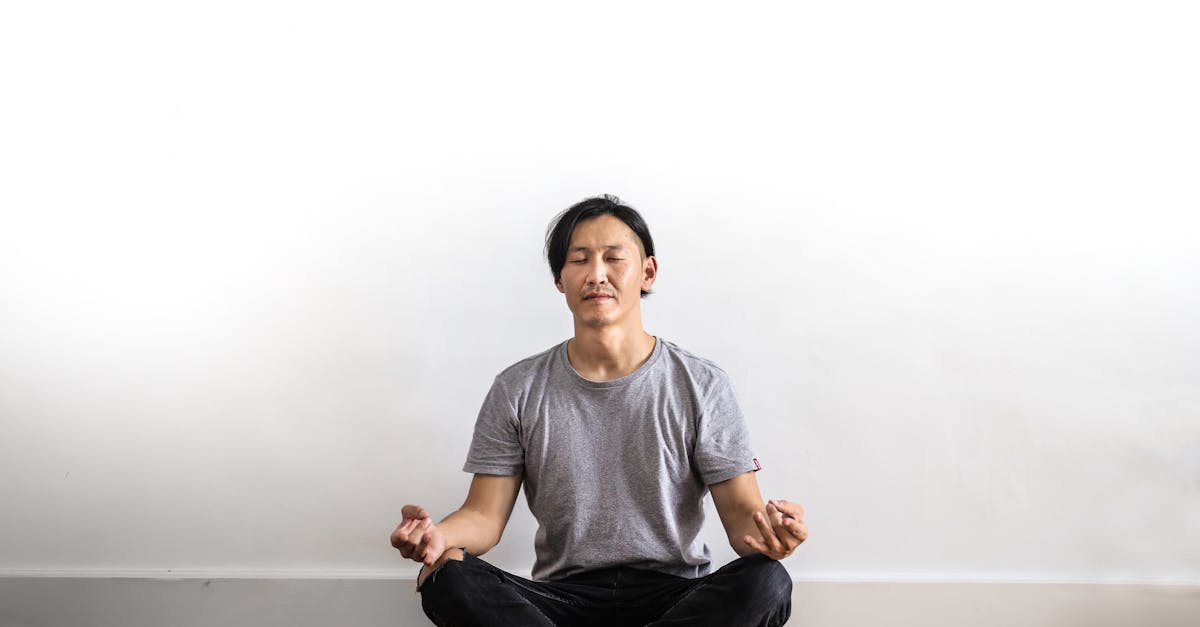 découvrez la mindfulness : une pratique de pleine conscience pour réduire le stress, améliorer votre bien-être et vivre l’instant présent. conseils, exercices et bienfaits de la mindfulness au quotidien.