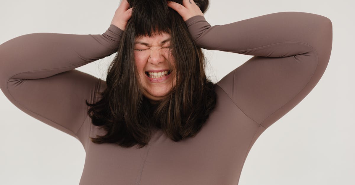 découvrez les signes, symptômes et solutions face à la dépression nerveuse. informez-vous sur les causes du nervous breakdown et comment le surmonter.