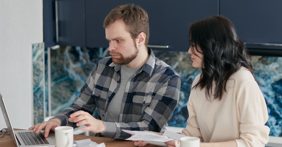 découvrez comment reconnaître, comprendre et surmonter l'anxiété dans les relations amoureuses. conseils pratiques pour gérer les peurs et améliorer votre bien-être émotionnel en couple.