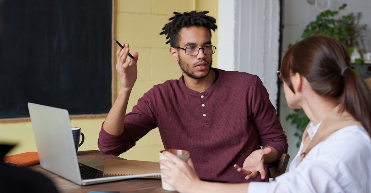 découvrez des stratégies de relation efficaces pour renforcer la communication, la confiance et l’harmonie au sein de vos relations personnelles et professionnelles.