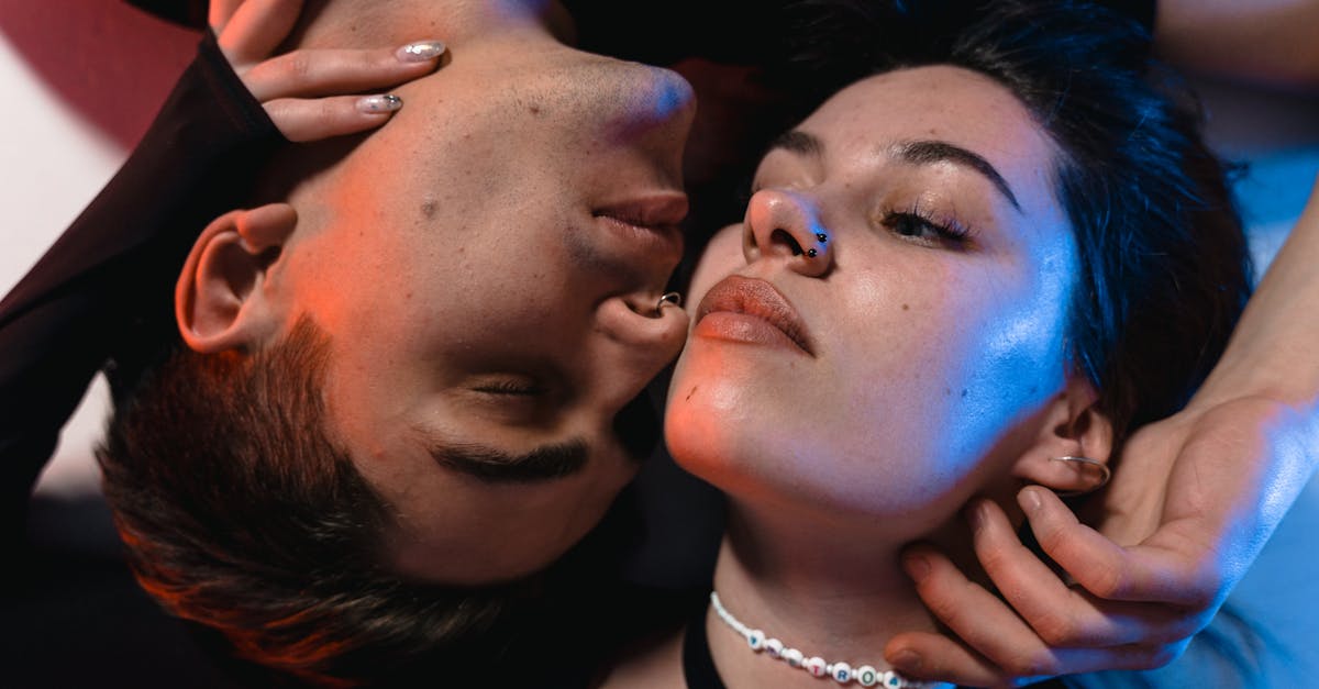 découvrez les signes d'un amour malsain, ses conséquences sur votre bien-être et des conseils pour retrouver une relation équilibrée. apprenez à reconnaître et à sortir d'une relation toxique.