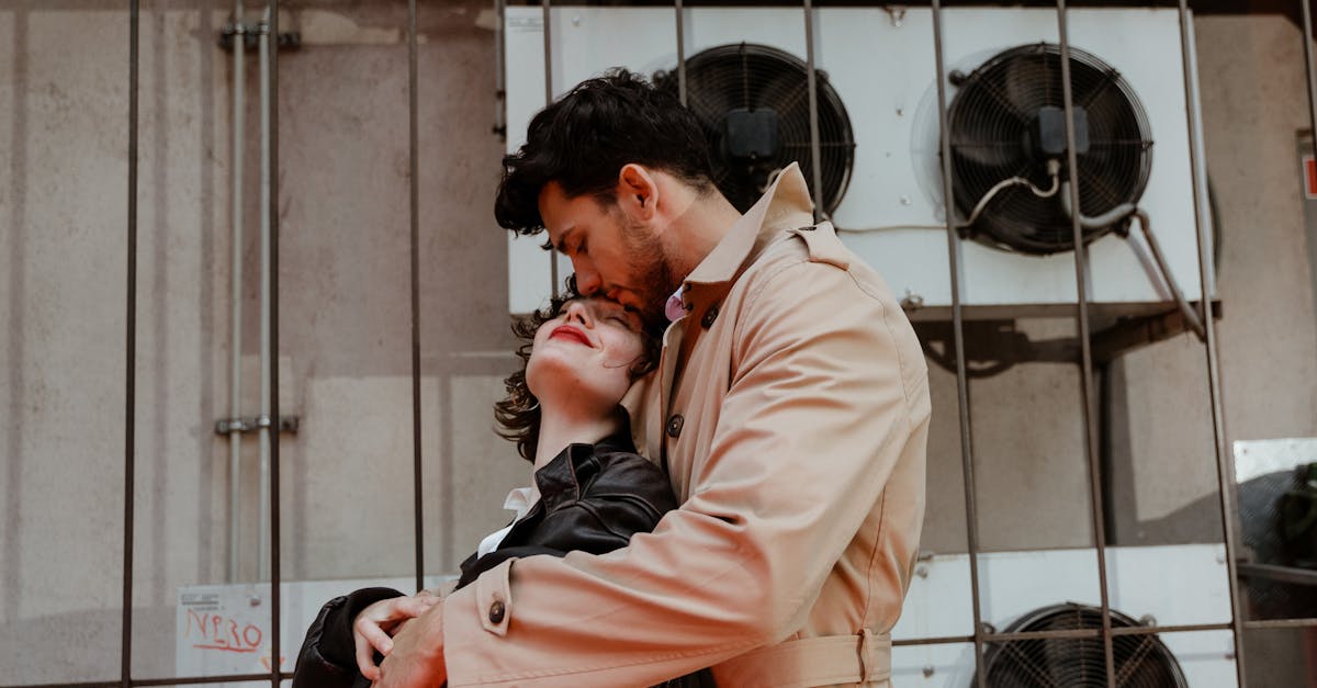 découvrez ce qu'est l'amour conditionnel, ses conséquences sur les relations et comment reconnaître les signes d'une affection soumise à des attentes ou des conditions.