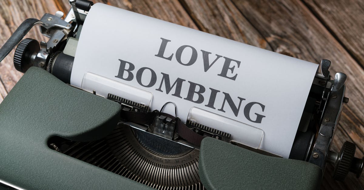 Démêler les manipulations affectives : comment des comportements toxiques érodent l’estime et la confiance en soi