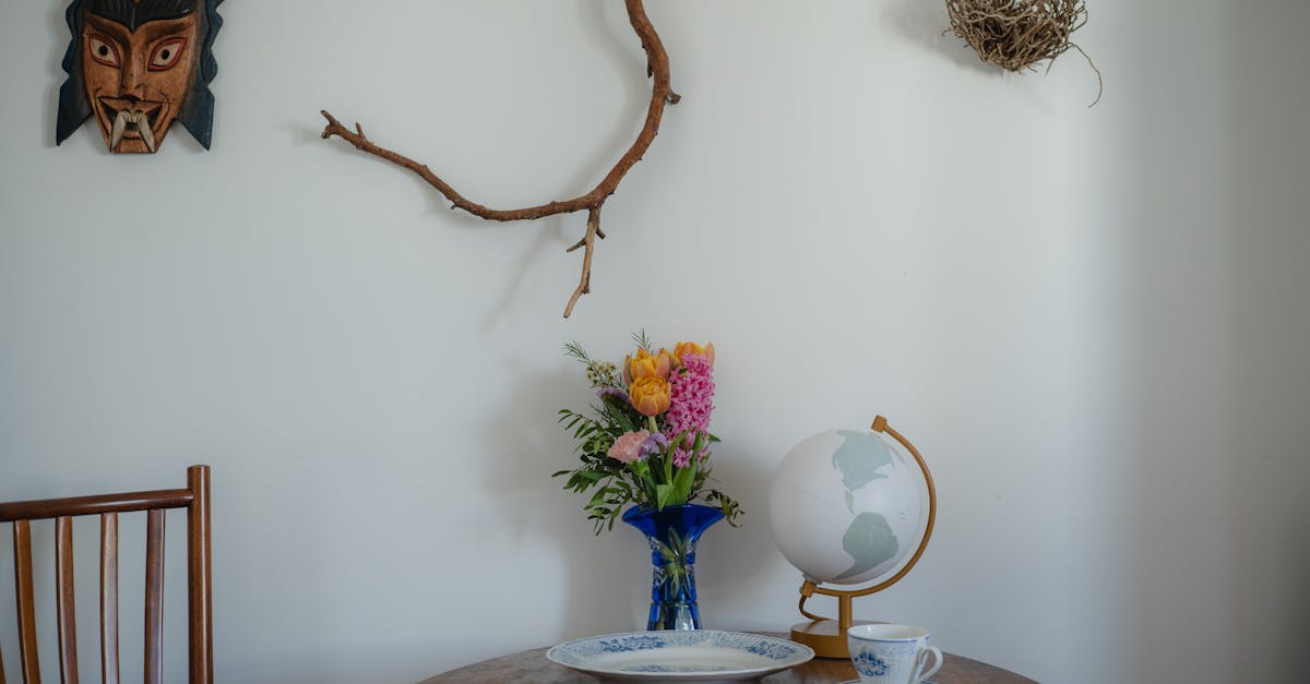 découvrez tout sur le syndrome du nid vide : causes, symptômes et conseils pour surmonter ce cap lorsque les enfants quittent la maison. trouvez du soutien et des solutions pour vivre sereinement cette nouvelle étape.