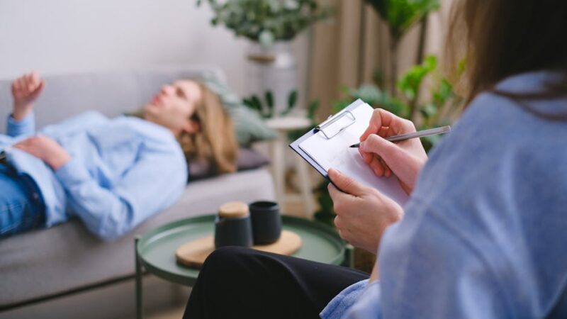 Les apports de Sigmund Freud à la psychanalyse