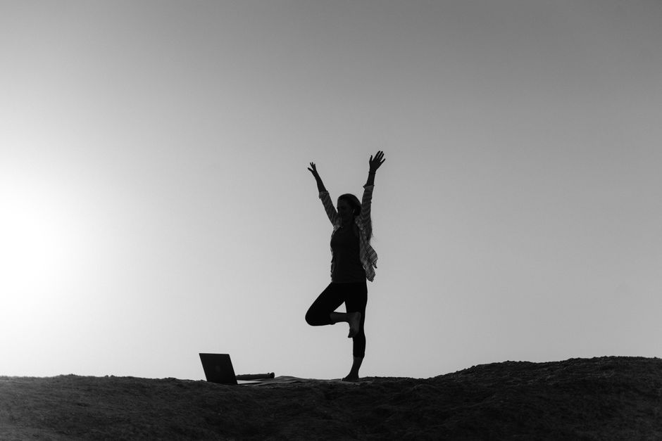 Human silhouette with abstract body and mind connection, symbolizing embodiment and self-awareness