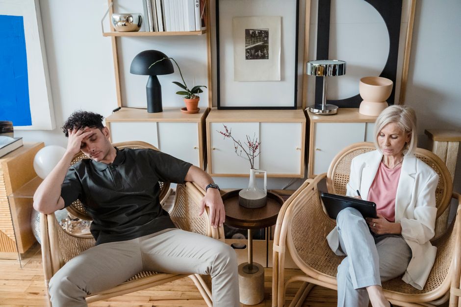 Therapist and patient in a calm psychotherapy session