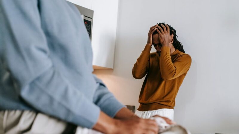 Face à la dimension perverse : reconnaître l’emprise sans poser de diagnostic abusif