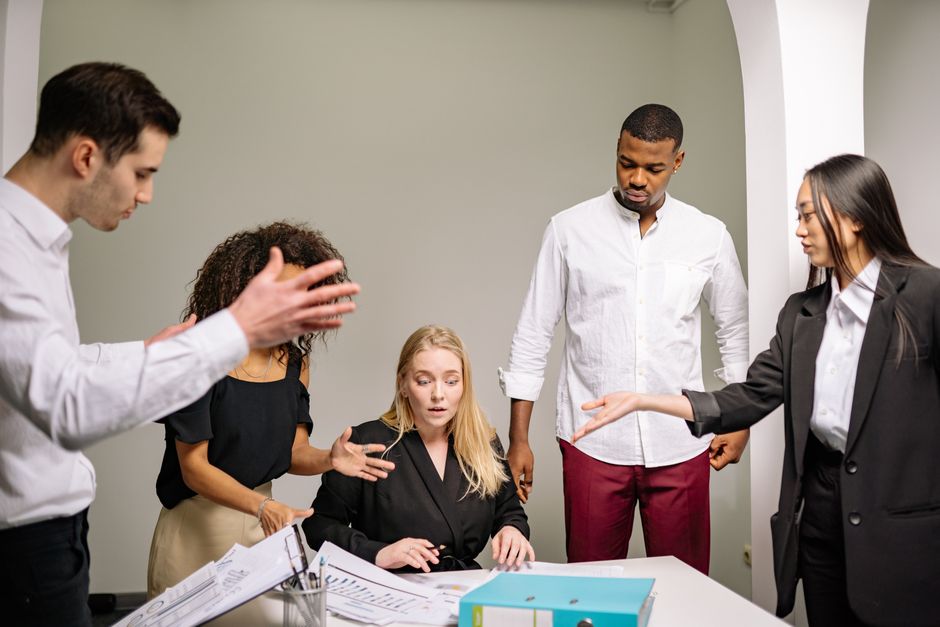 Gérer une personne difficile : 5 méthodes validées par la psychologie
